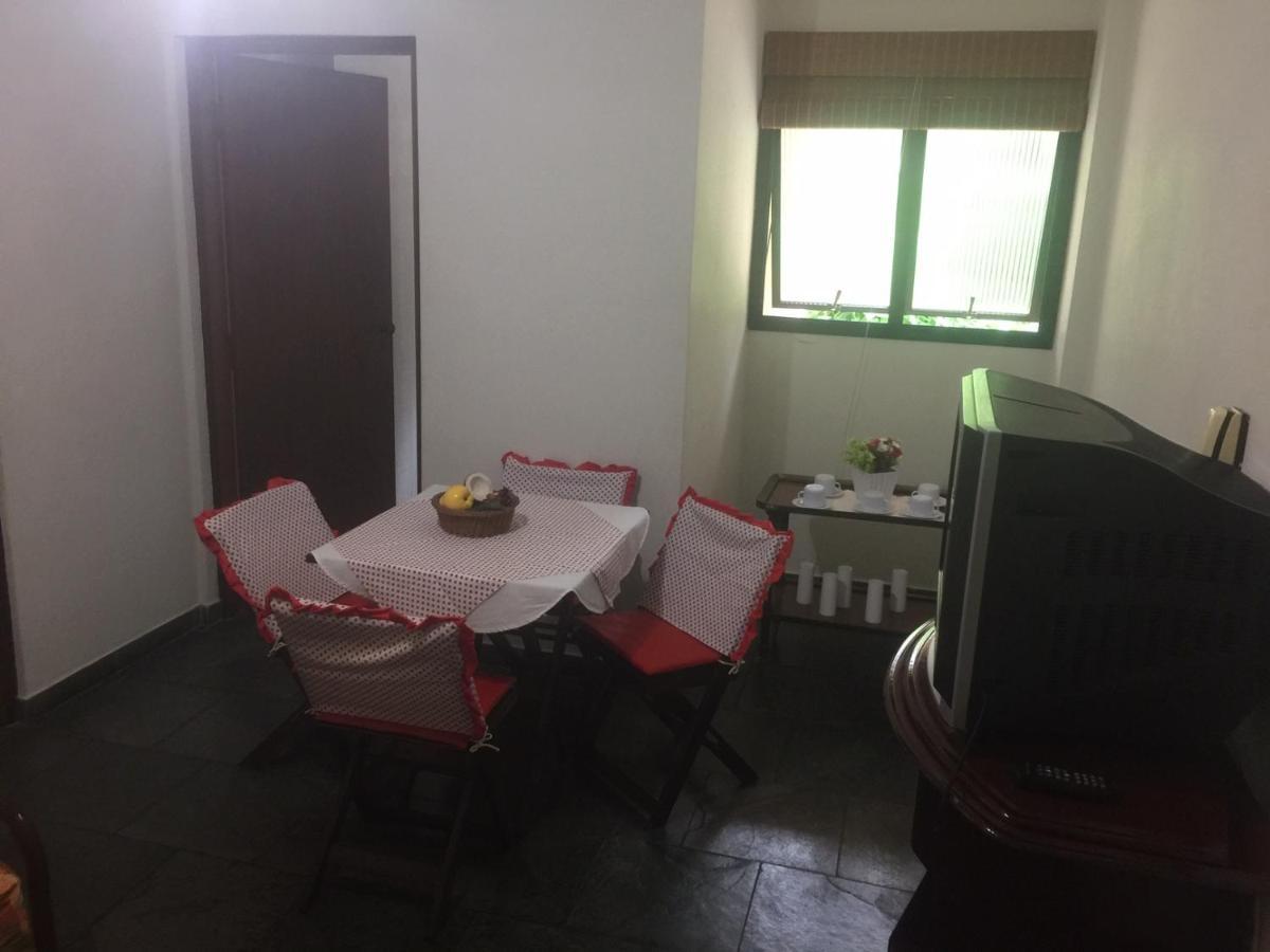 Apto. No terreo Enseada Ubatuba com piscina p/ 5 pessoas Exterior foto