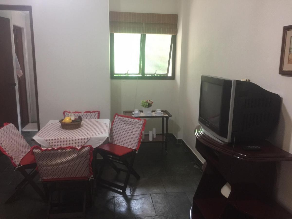 Apto. No terreo Enseada Ubatuba com piscina p/ 5 pessoas Exterior foto